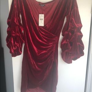 FASHION NOVA Blair velvet dress in Burgundy